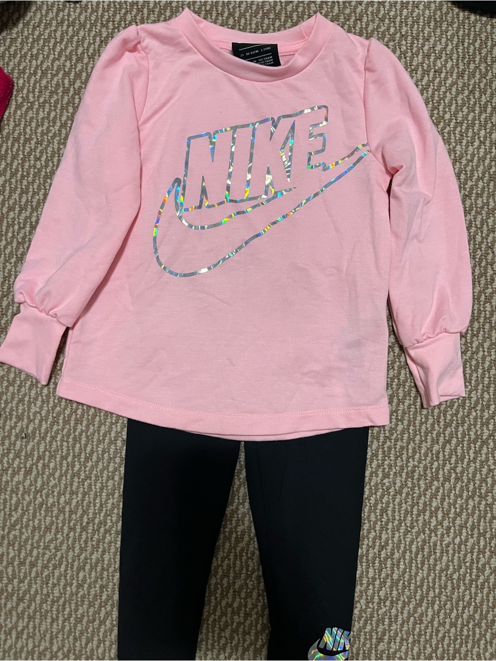 Girls 2T nike set brand new